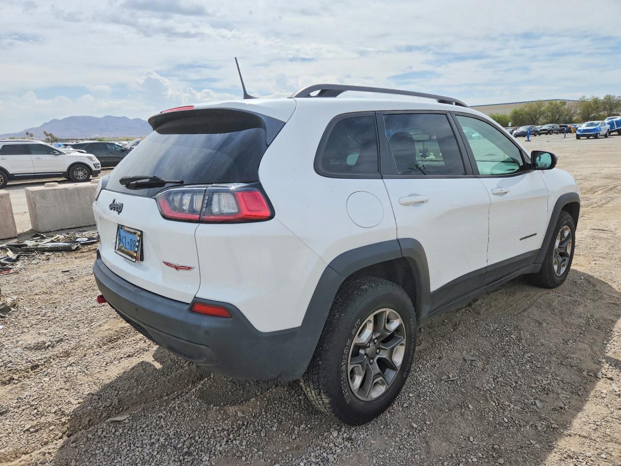 2019 JEEP CHEROKEE TRAILHAWK — снимка 3