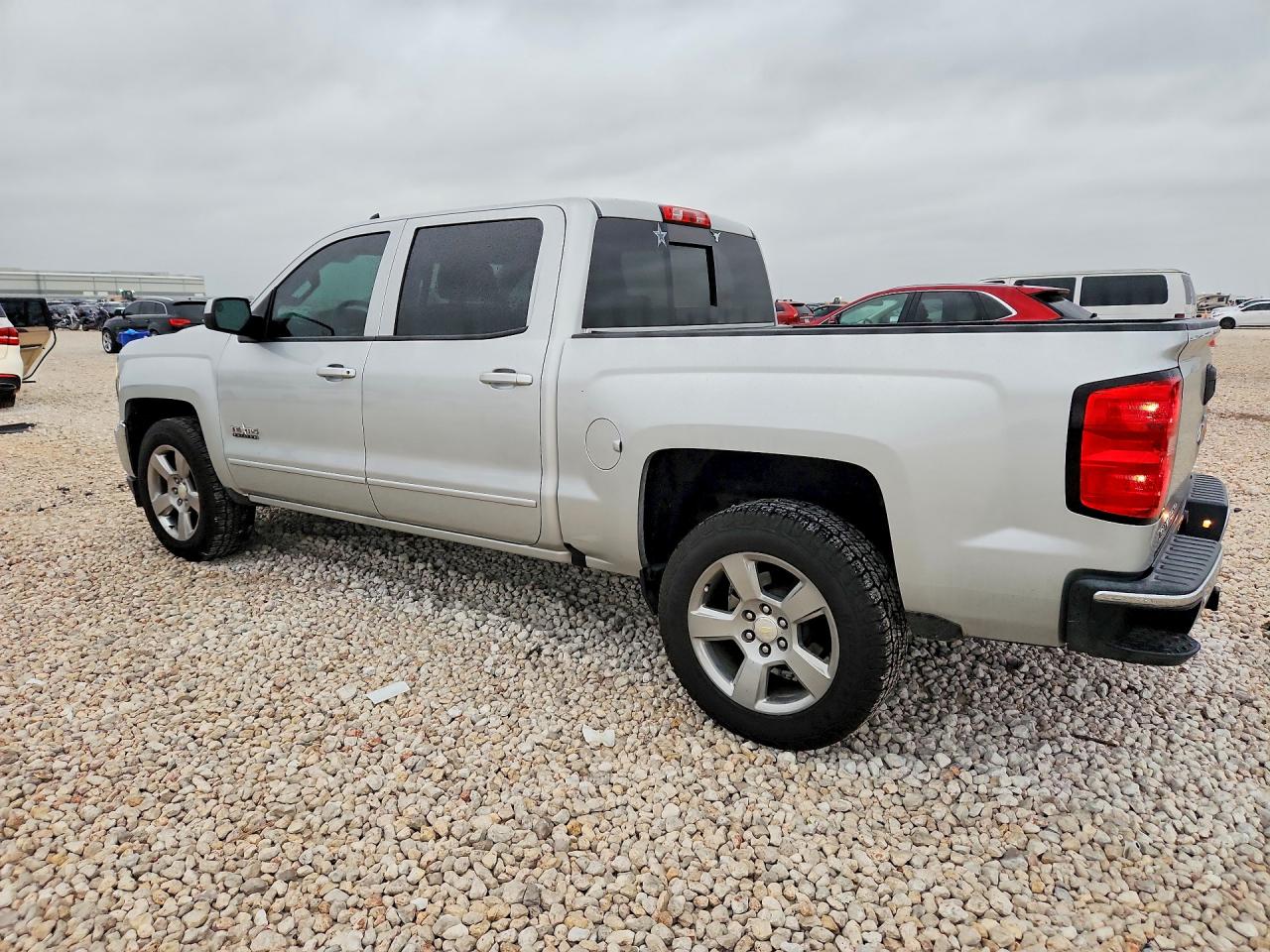 2018 CHEVROLET SILVERADO C1500 LT — снимка 2
