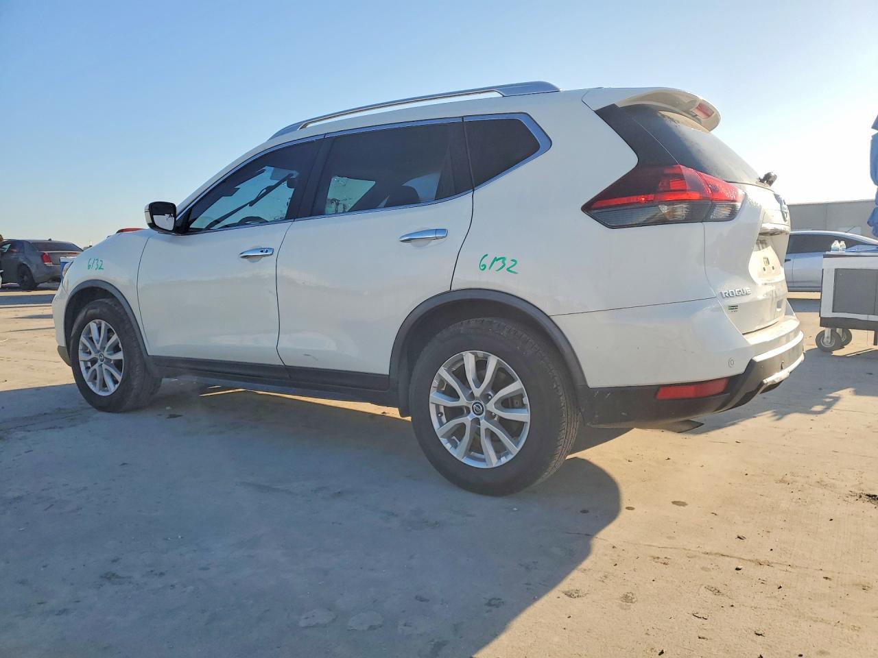 2020 NISSAN ROGUE SV — снимка 2