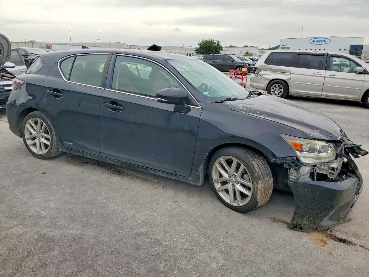 2015 LEXUS CT 200 — снимка 4