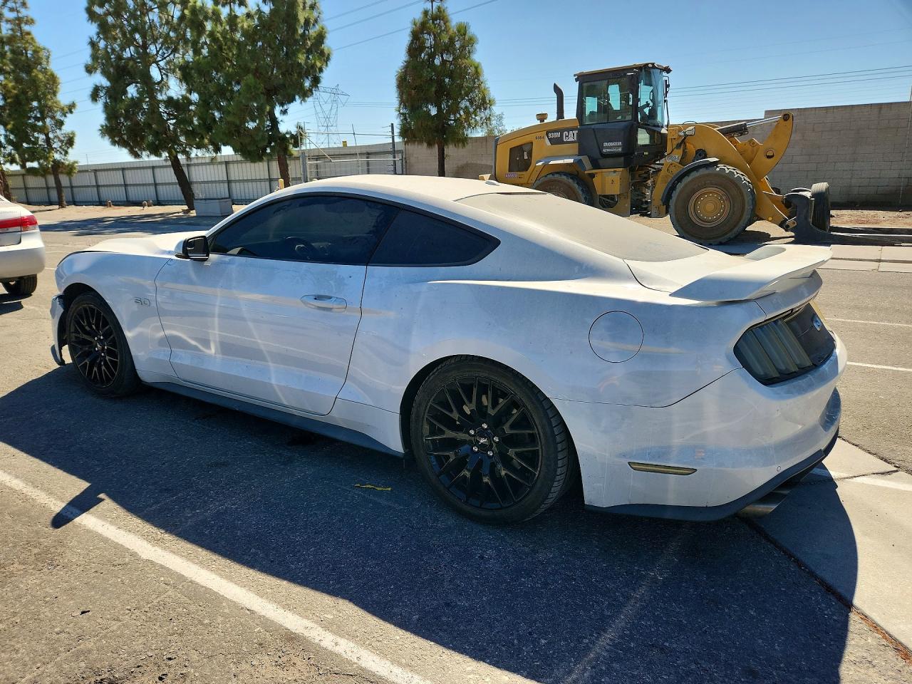 2019 FORD MUSTANG GT — снимка 2