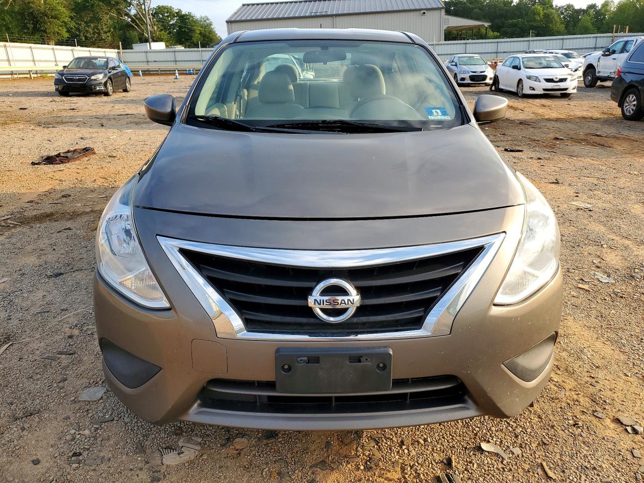 2015 NISSAN VERSA 1.6 SV — снимка 5