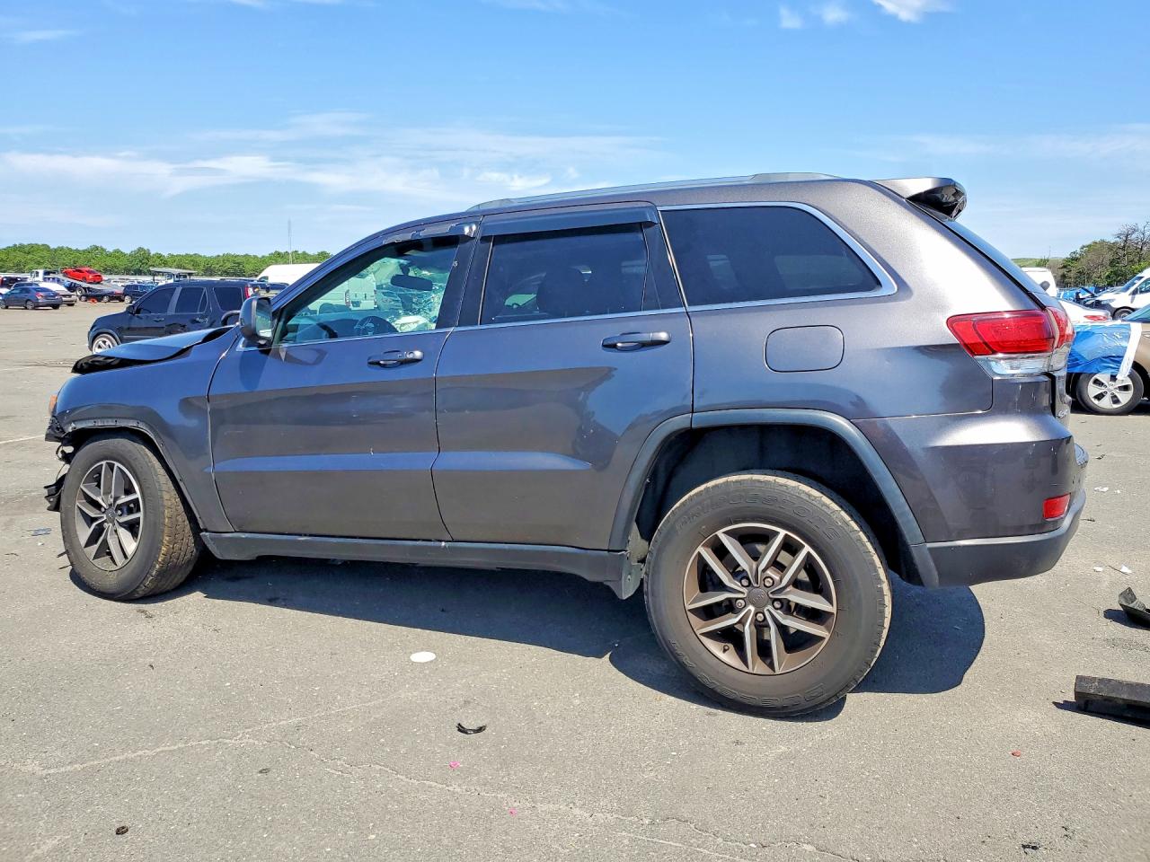 2021 JEEP GRAND CHEROKEE LAREDO — снимка 2
