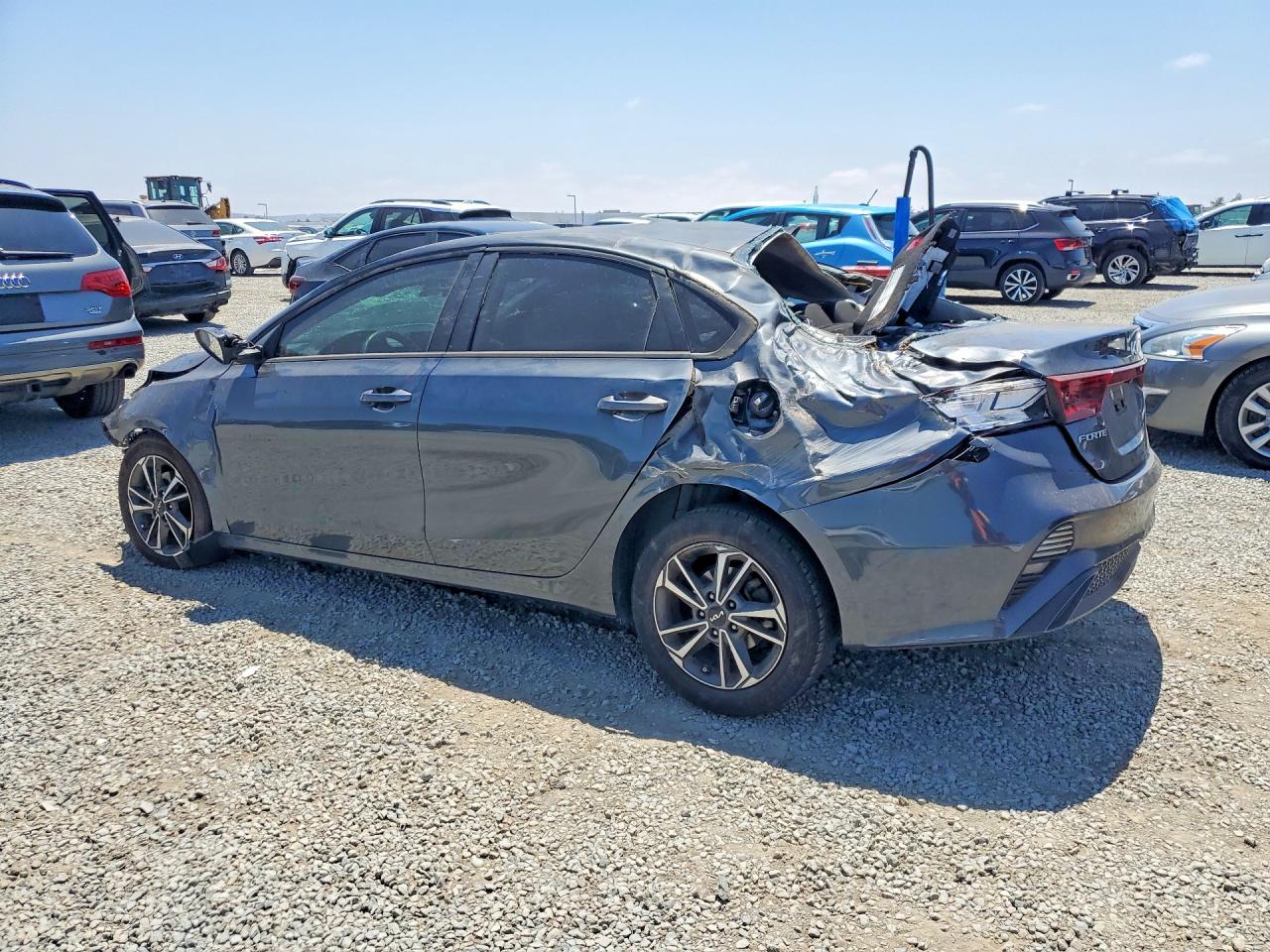 2023 KIA FORTE LXS — снимка 2