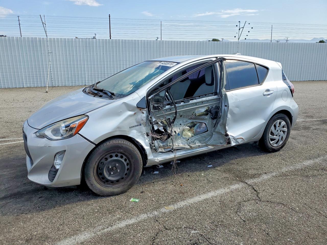 2016 TOYOTA PRIUS C ONE
