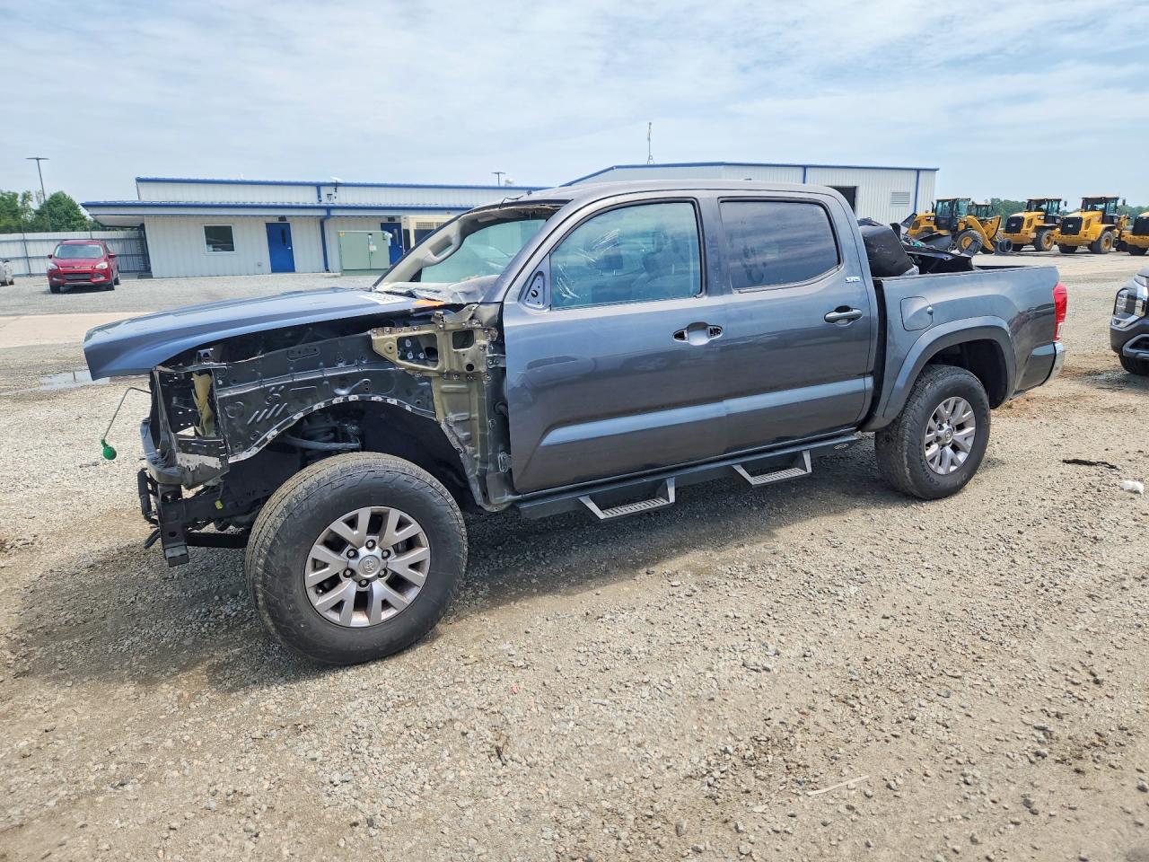 2017 TOYOTA TACOMA SR5 V6