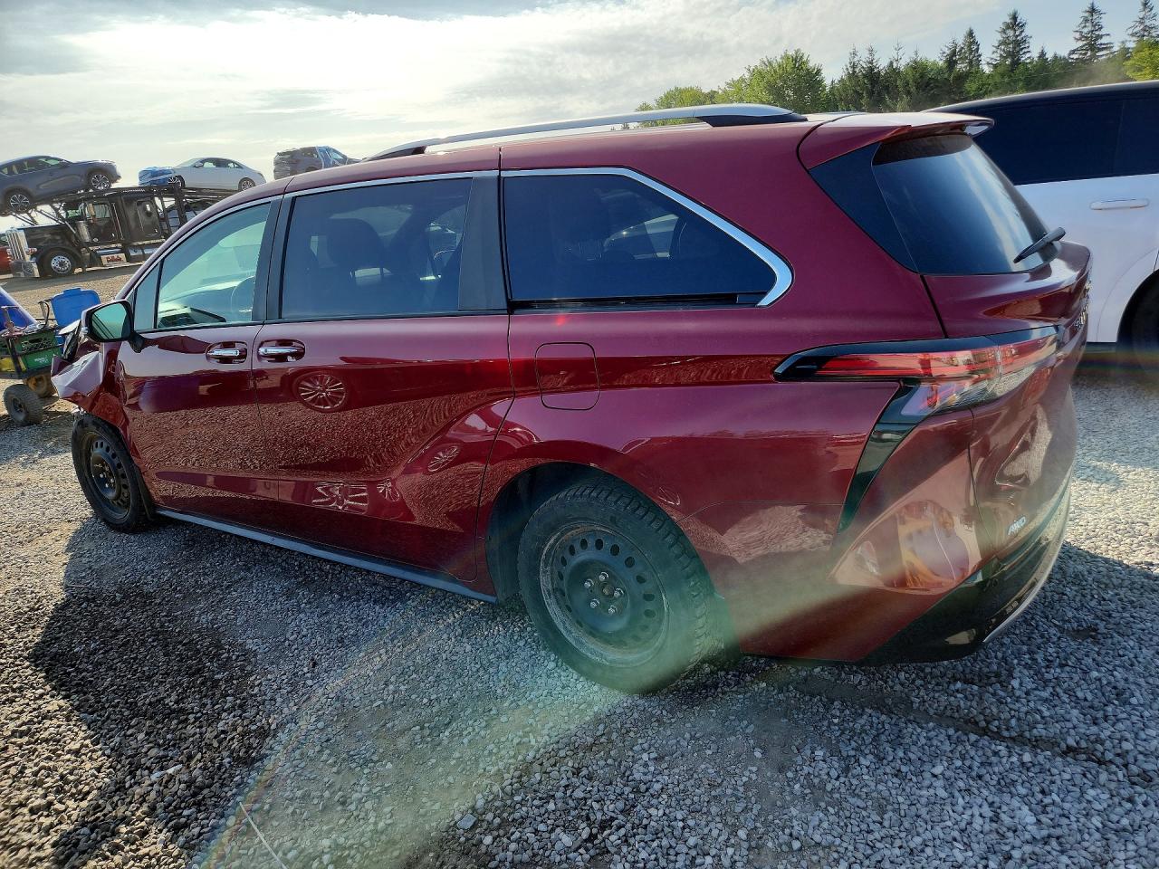 2022 TOYOTA SIENNA LE — снимка 2