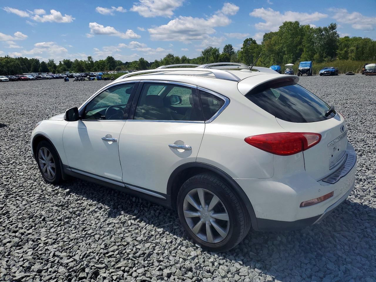 2017 INFINITI QX50 BASE — снимка 2