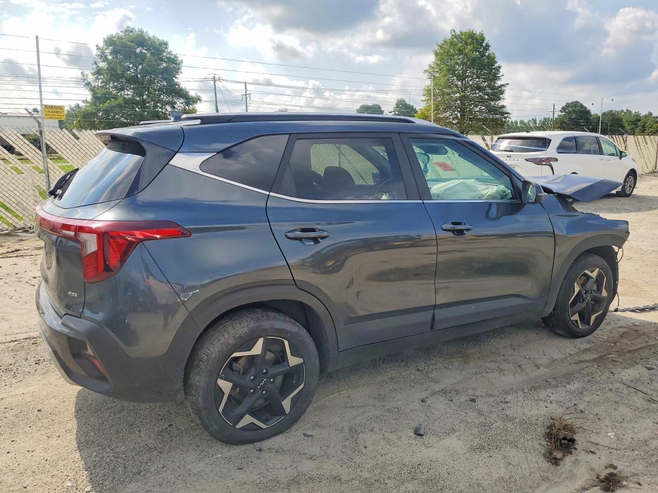 2024 KIA SELTOS EX — снимка 3
