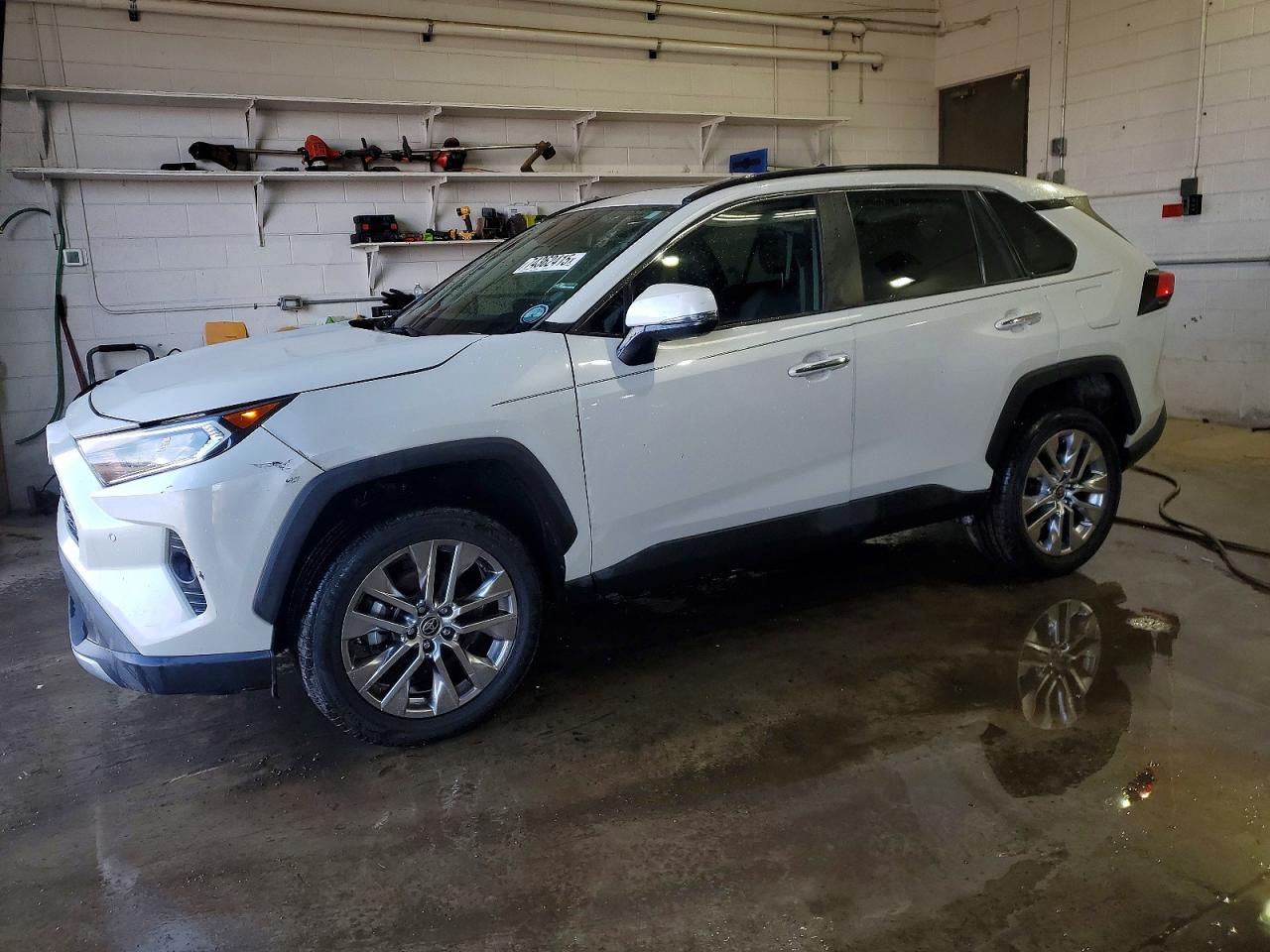 2021 TOYOTA RAV4 LIMITED