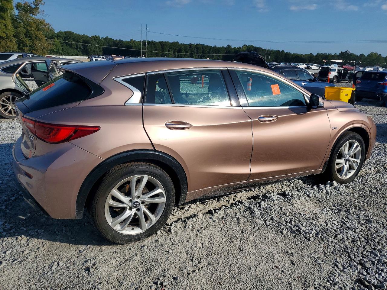 2018 INFINITI QX30 BASE — снимка 3