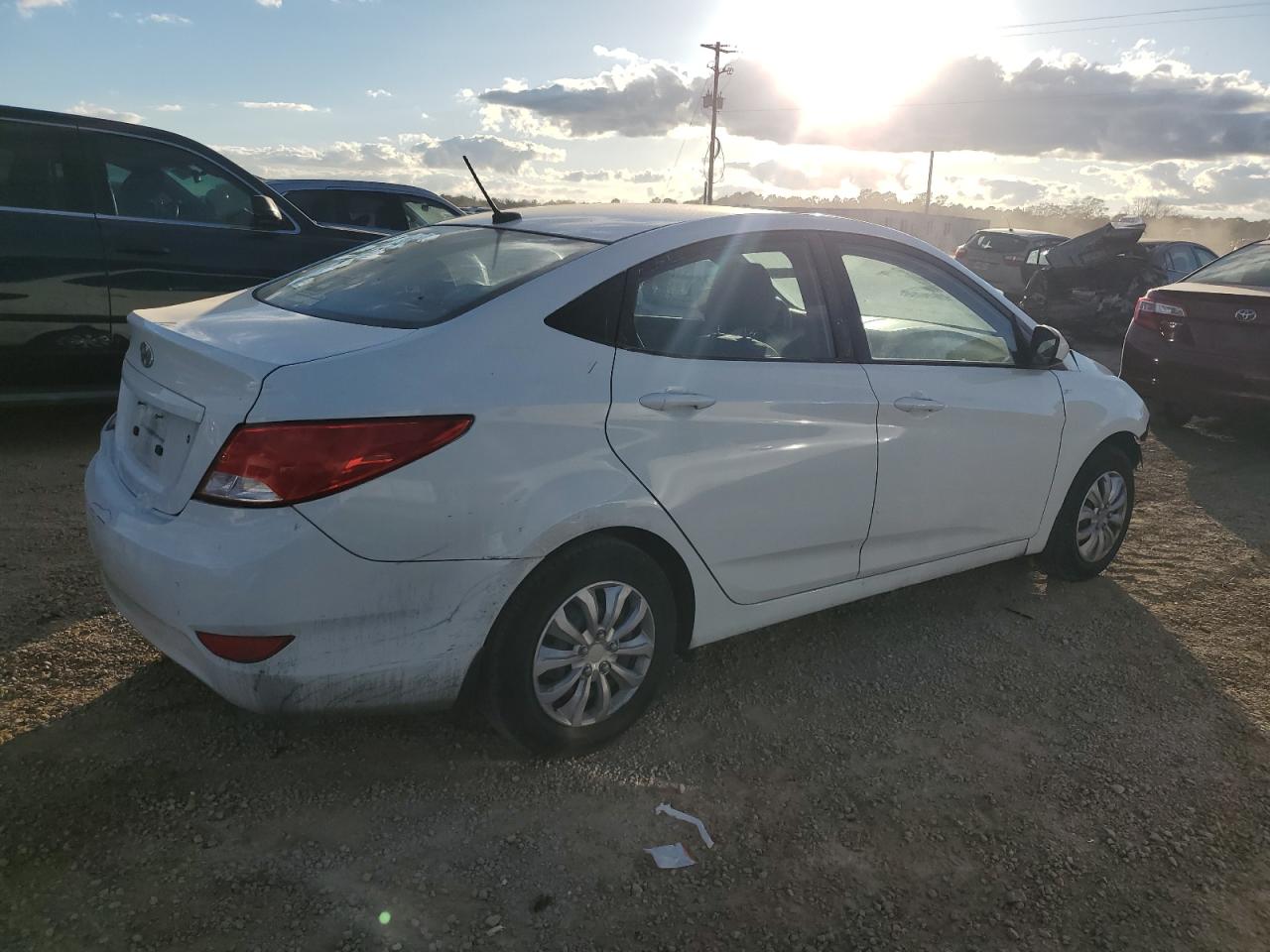 2016 HYUNDAI ACCENT SE — снимка 3