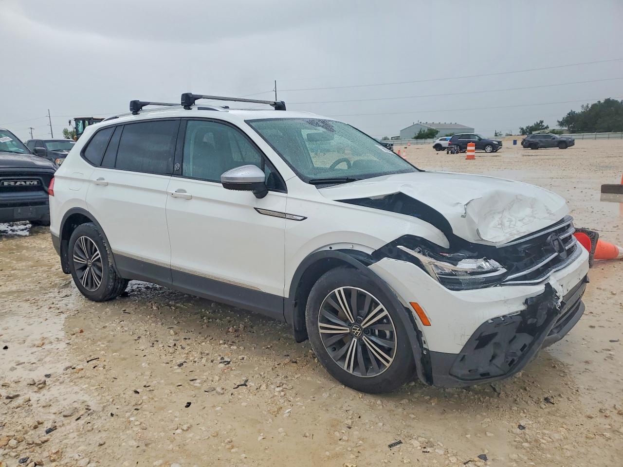 2024 VOLKSWAGEN TIGUAN WOLFSBURG — снимка 4