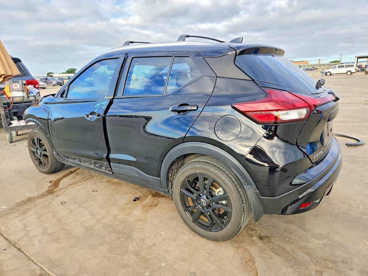 2023 NISSAN KICKS SV — снимка 2