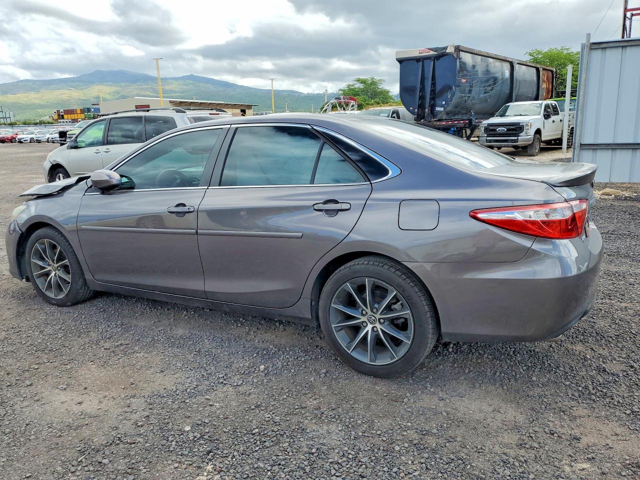 2015 TOYOTA CAMRY — снимка 2