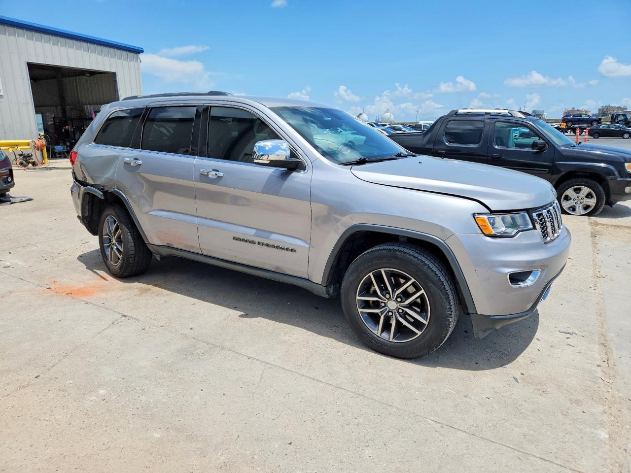 2017 JEEP GRAND CHEROKEE LIMITED — снимка 4