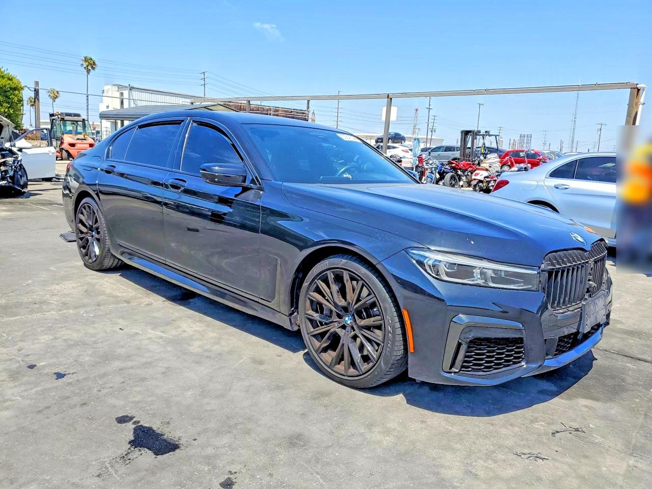 2021 BMW 750 XI — снимка 4