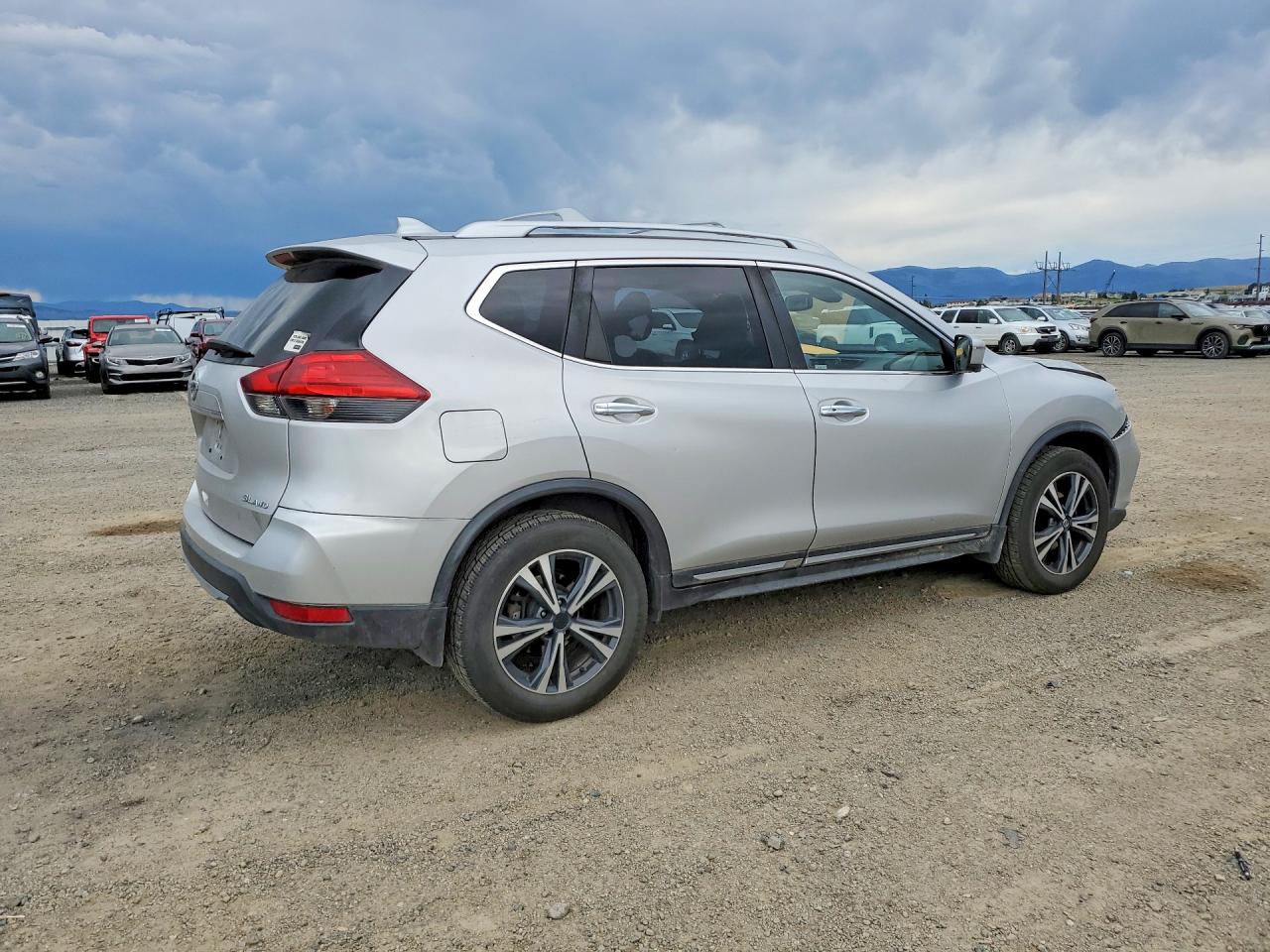 2017 NISSAN ROGUE SL — снимка 3