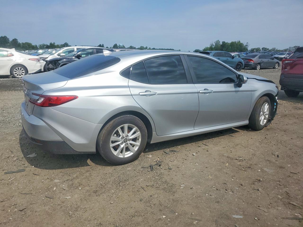 2025 TOYOTA CAMRY LE — снимка 3