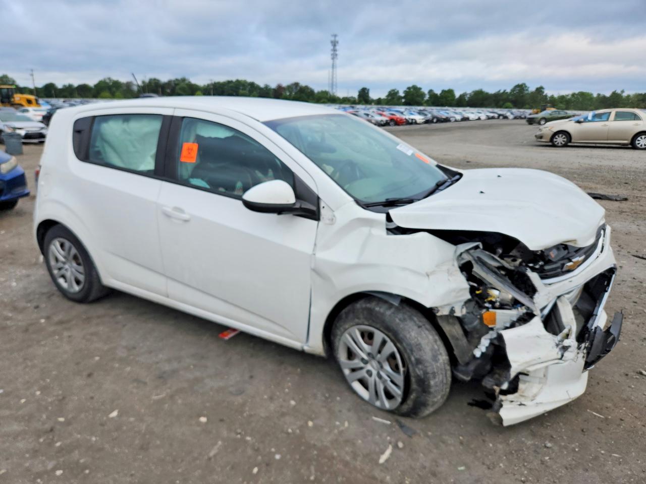 2017 CHEVROLET SONIC — снимка 4
