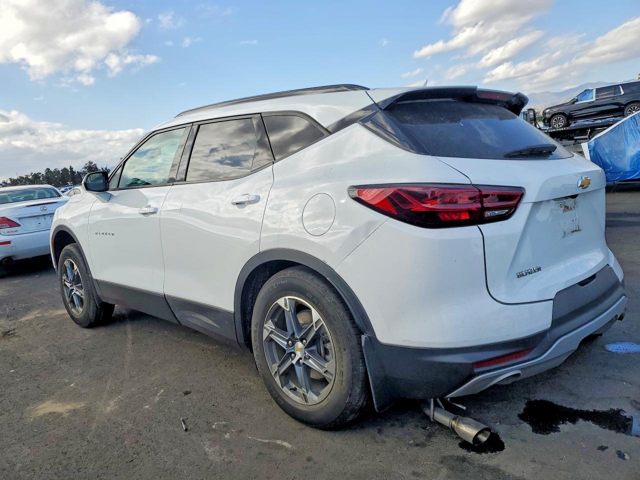 2024 CHEVROLET BLAZER 2LT — снимка 2