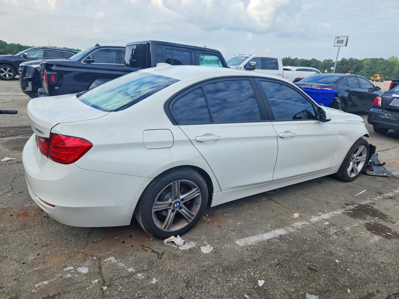 2015 BMW 328 I — снимка 3