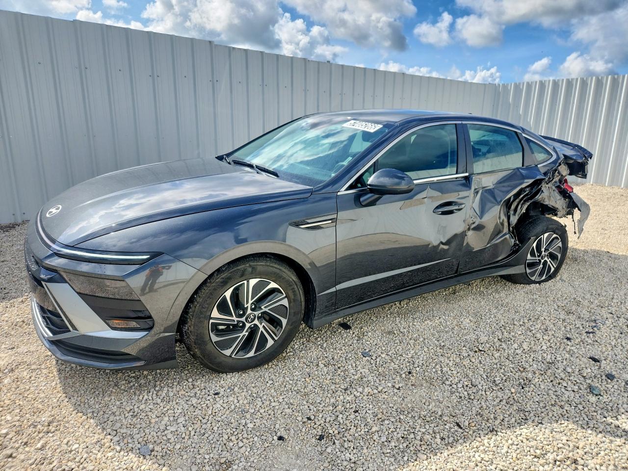 2026 HYUNDAI SONATA HYBRID BLUE