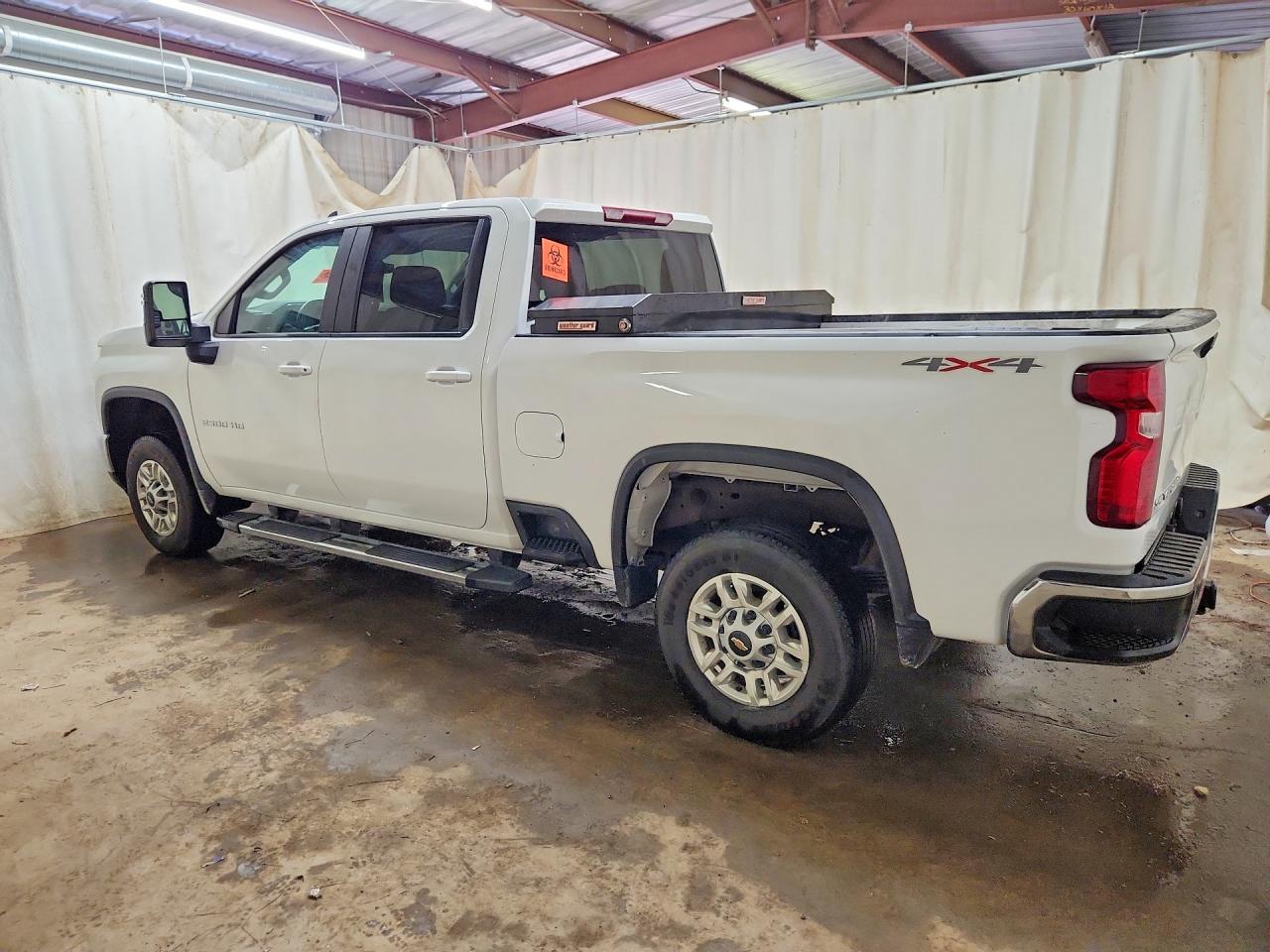 2026 CHEVROLET SILVERADO K2500 HEAVY DUTY LT — снимка 2