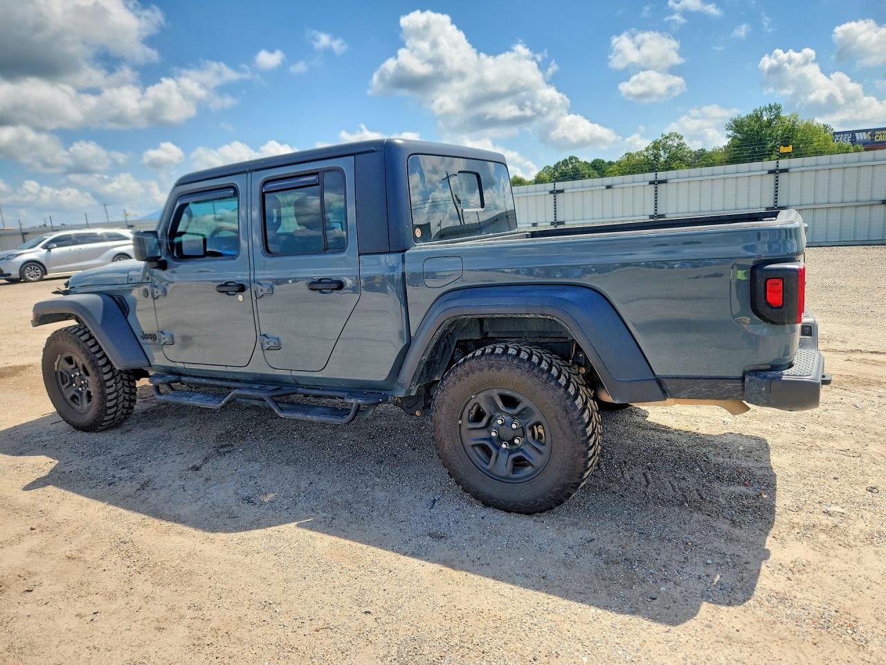 2025 JEEP GLADIATOR SPORT — снимка 2