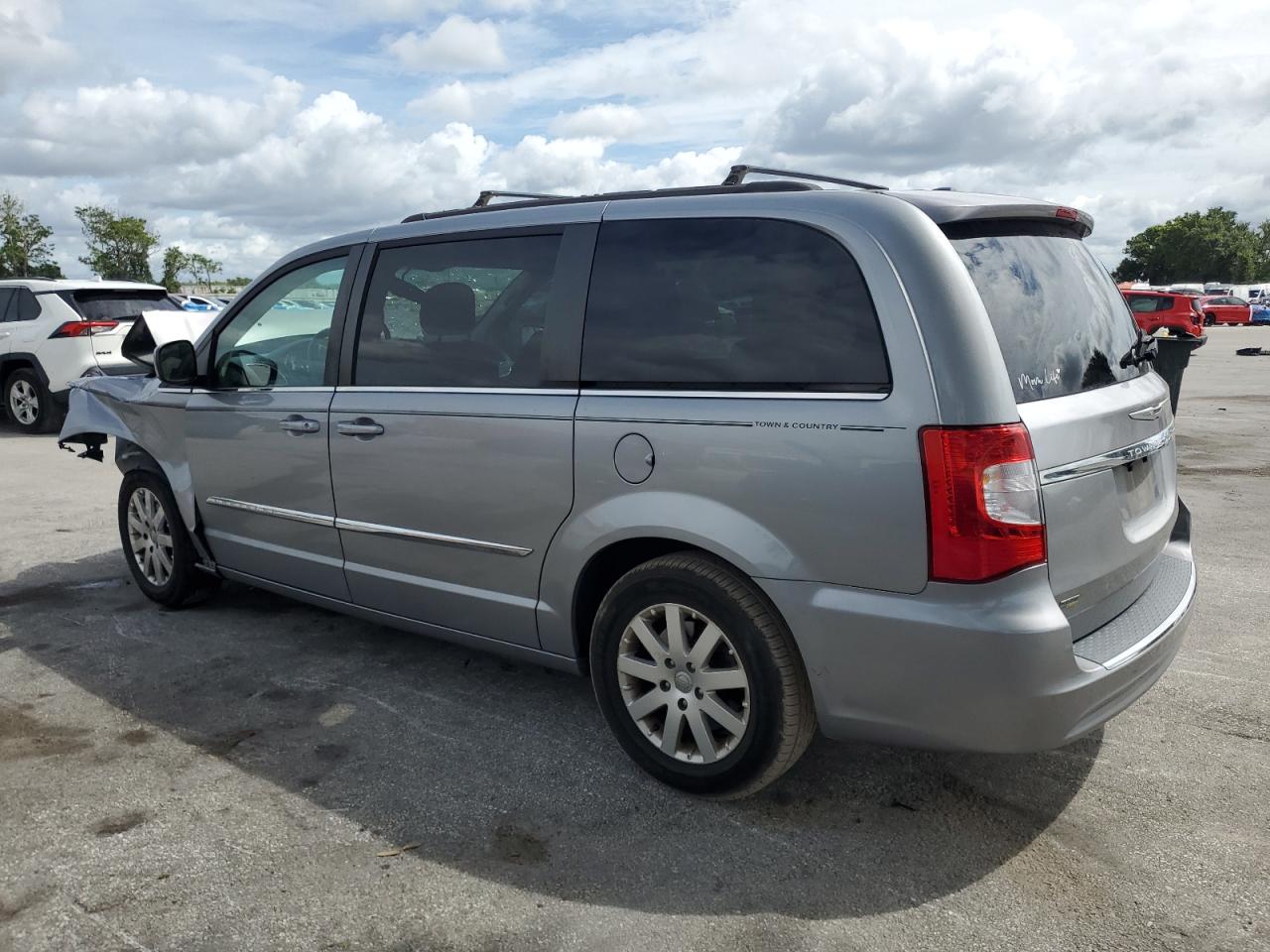 2016 CHRYSLER TOWN & COUNTRY TOURING — снимка 2