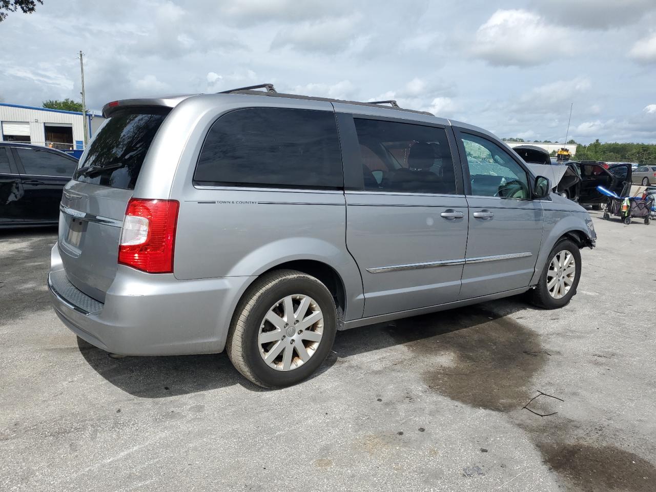 2016 CHRYSLER TOWN & COUNTRY TOURING — снимка 3