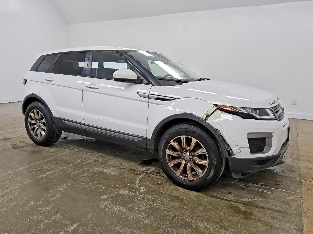 2017 LAND ROVER RANGE ROVER EVOQUE SE — снимка 4