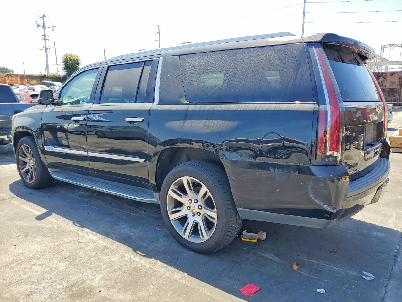 2016 CADILLAC ESCALADE ESV LUXURY — снимка 2