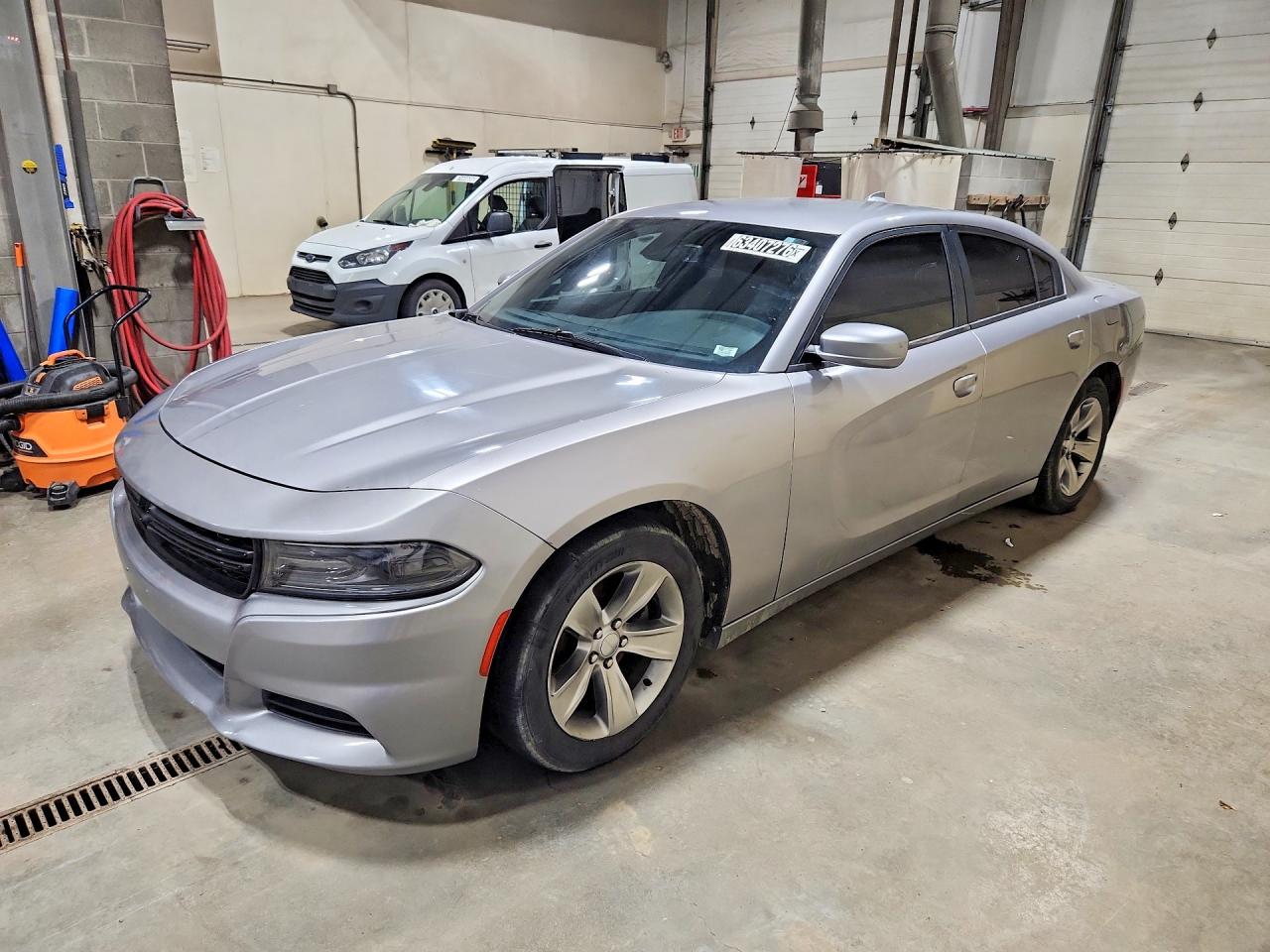 2017 DODGE CHARGER SXT