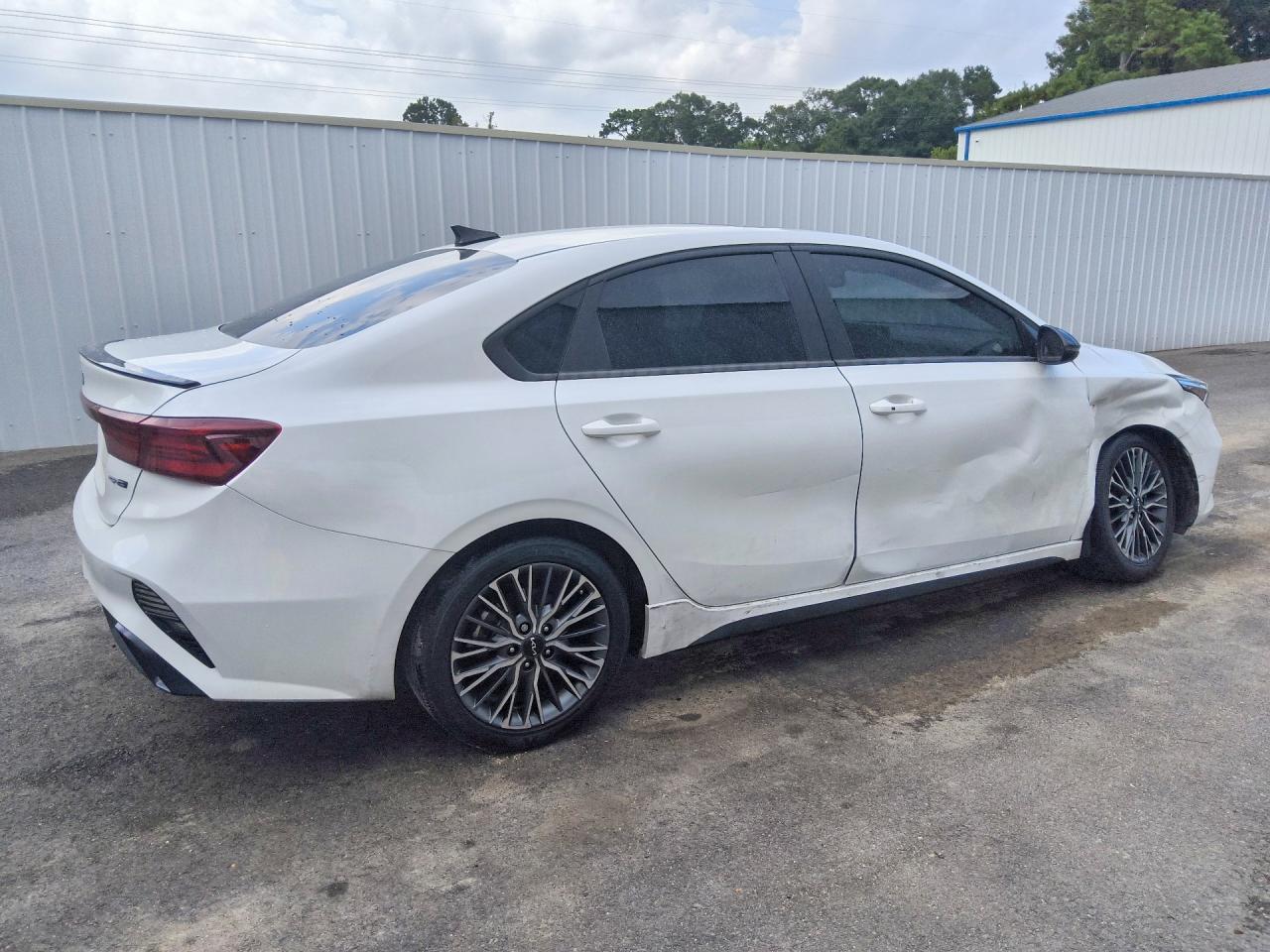 2024 KIA FORTE GT LINE — снимка 3