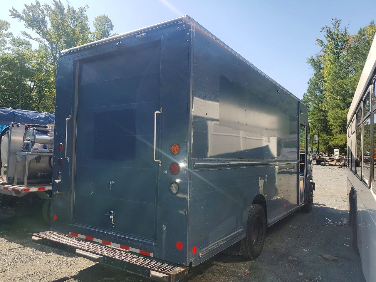 2020 FORD F59 — снимка 3