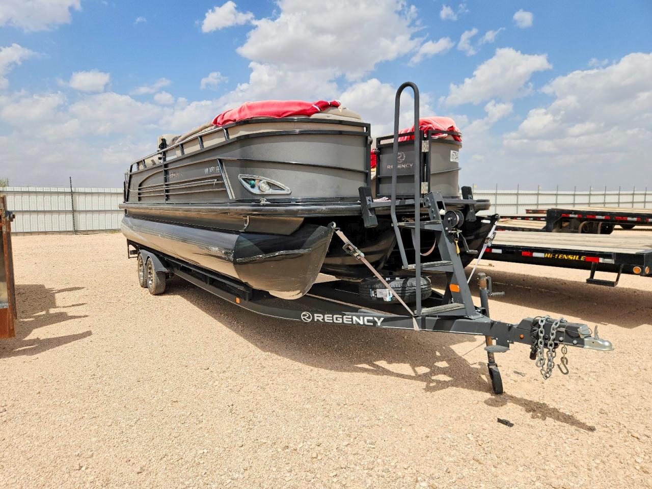 2018 UNK SUNTRACKER R254LE3SPT