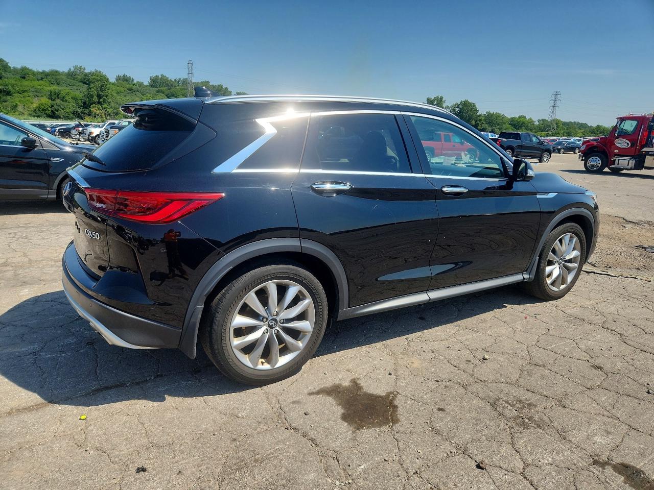 2020 INFINITI QX50 ESSENTIAL — снимка 3