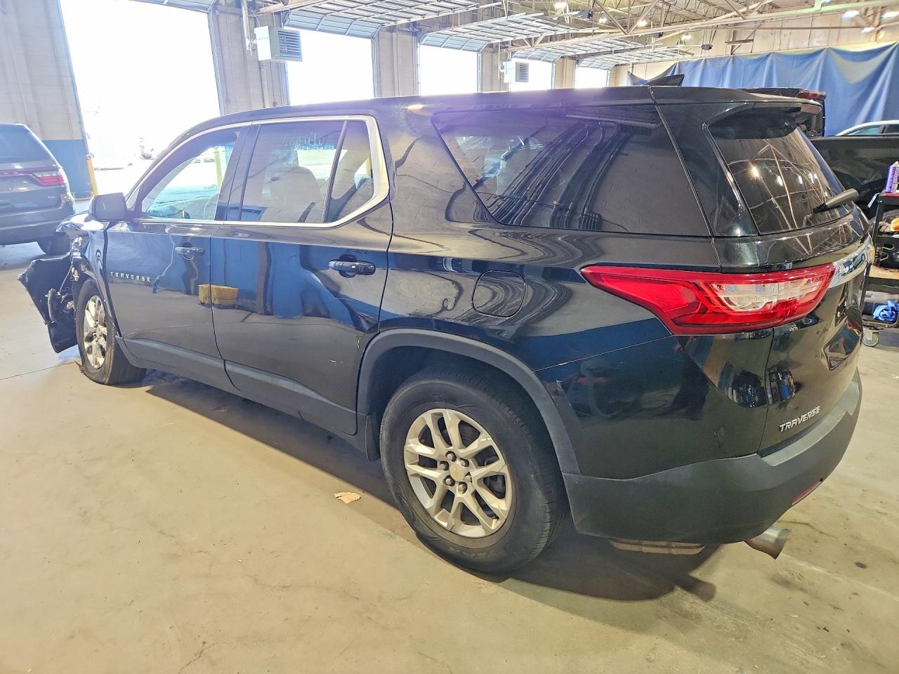 2020 CHEVROLET TRAVERSE LS — снимка 2