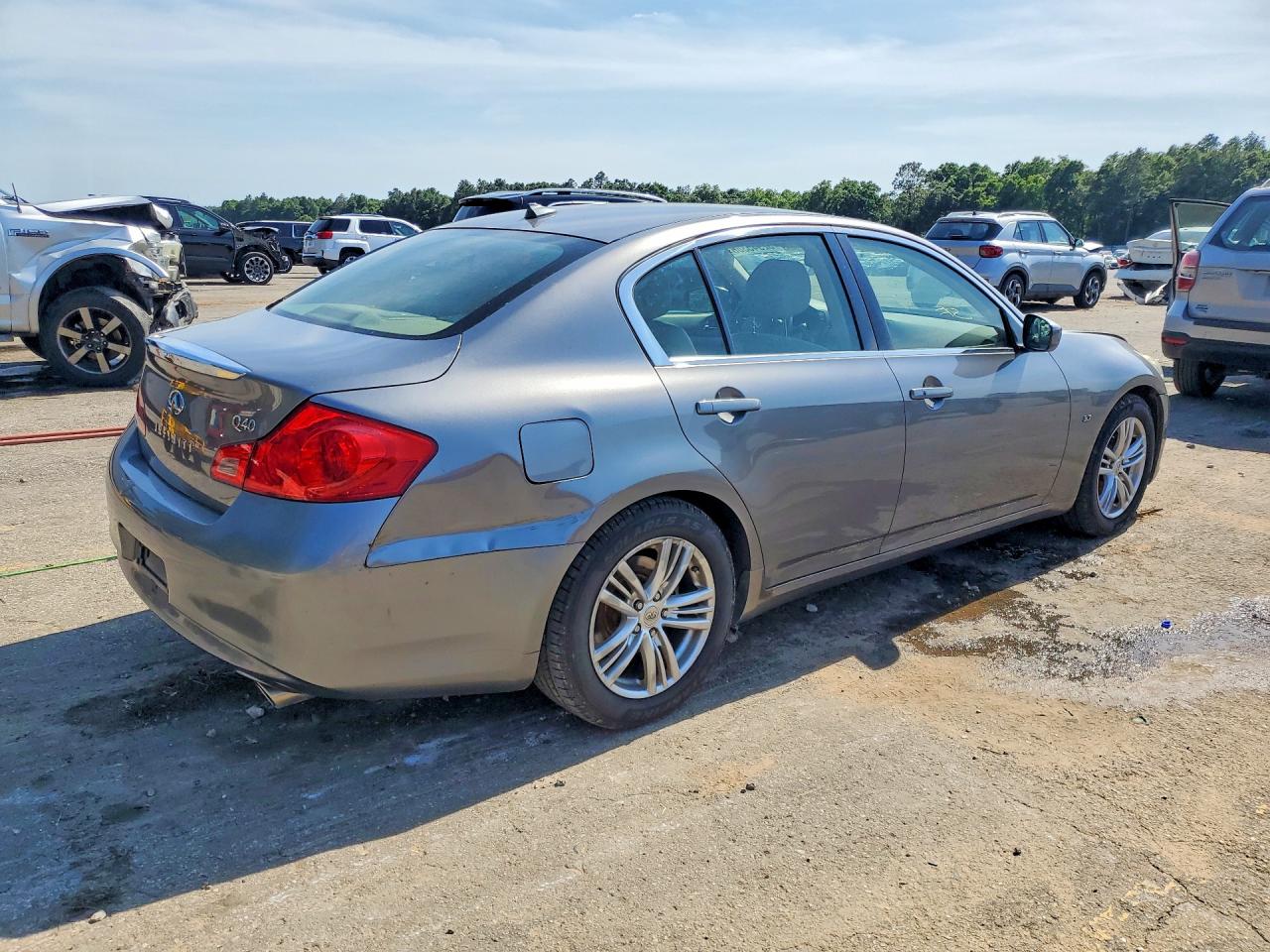 2015 INFINITI Q40 BASE — снимка 3