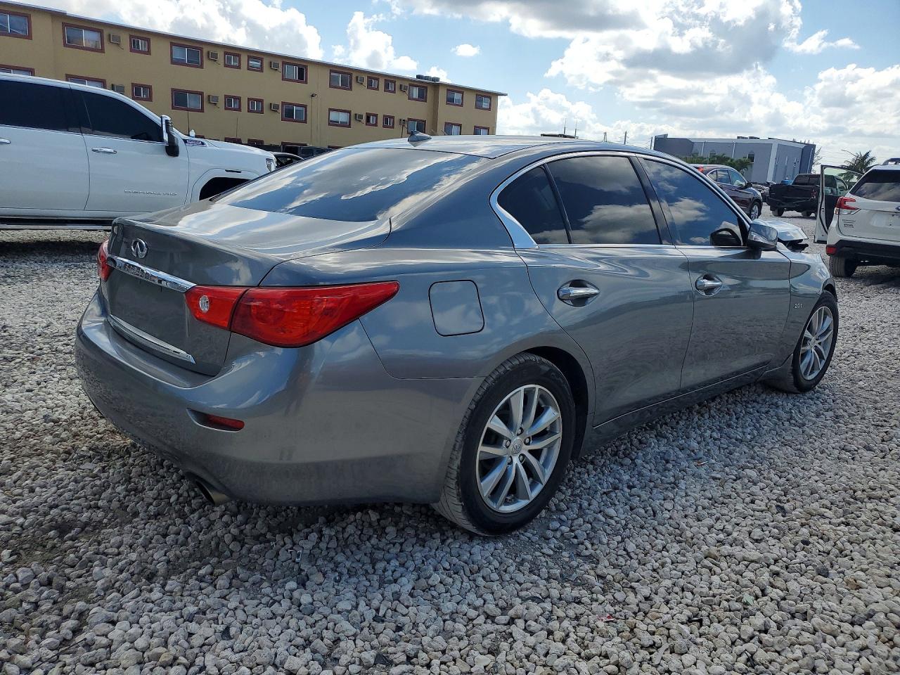 2017 INFINITI Q50 2.0T PREMIUM — снимка 3