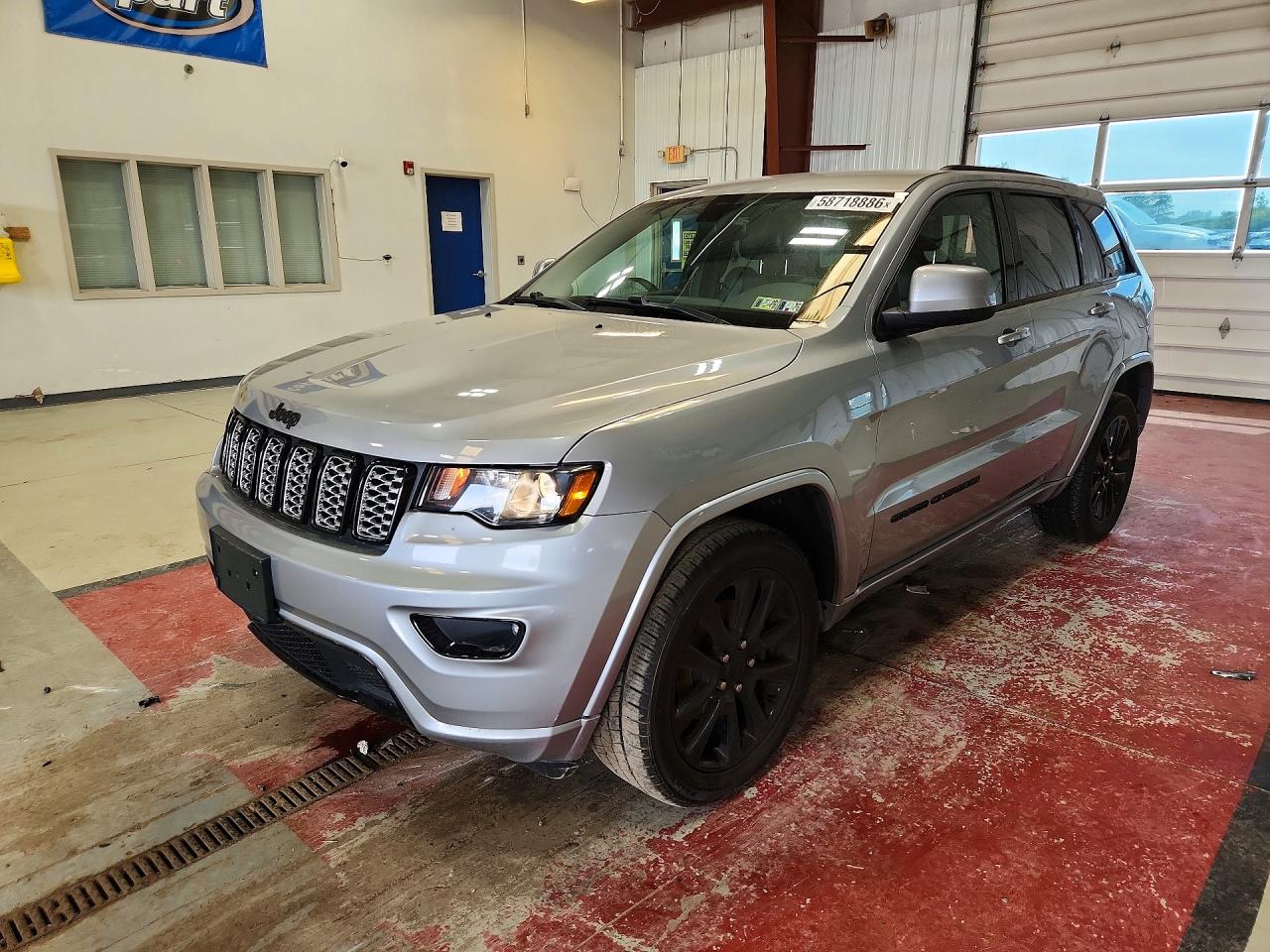 2017 JEEP GRAND CHEROKEE LAREDO