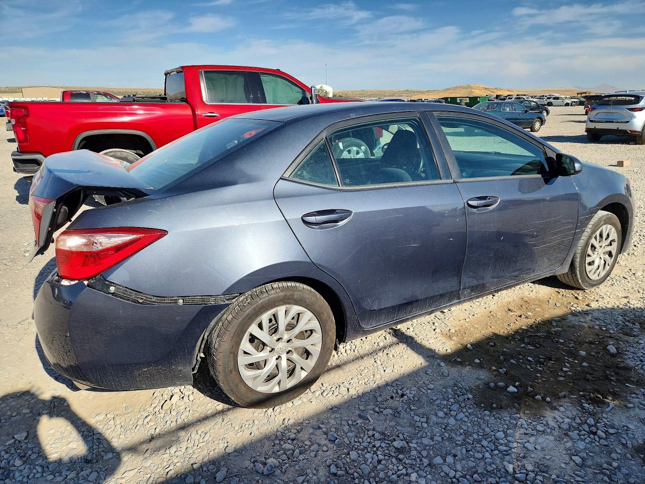 2019 TOYOTA COROLLA LE — снимка 3