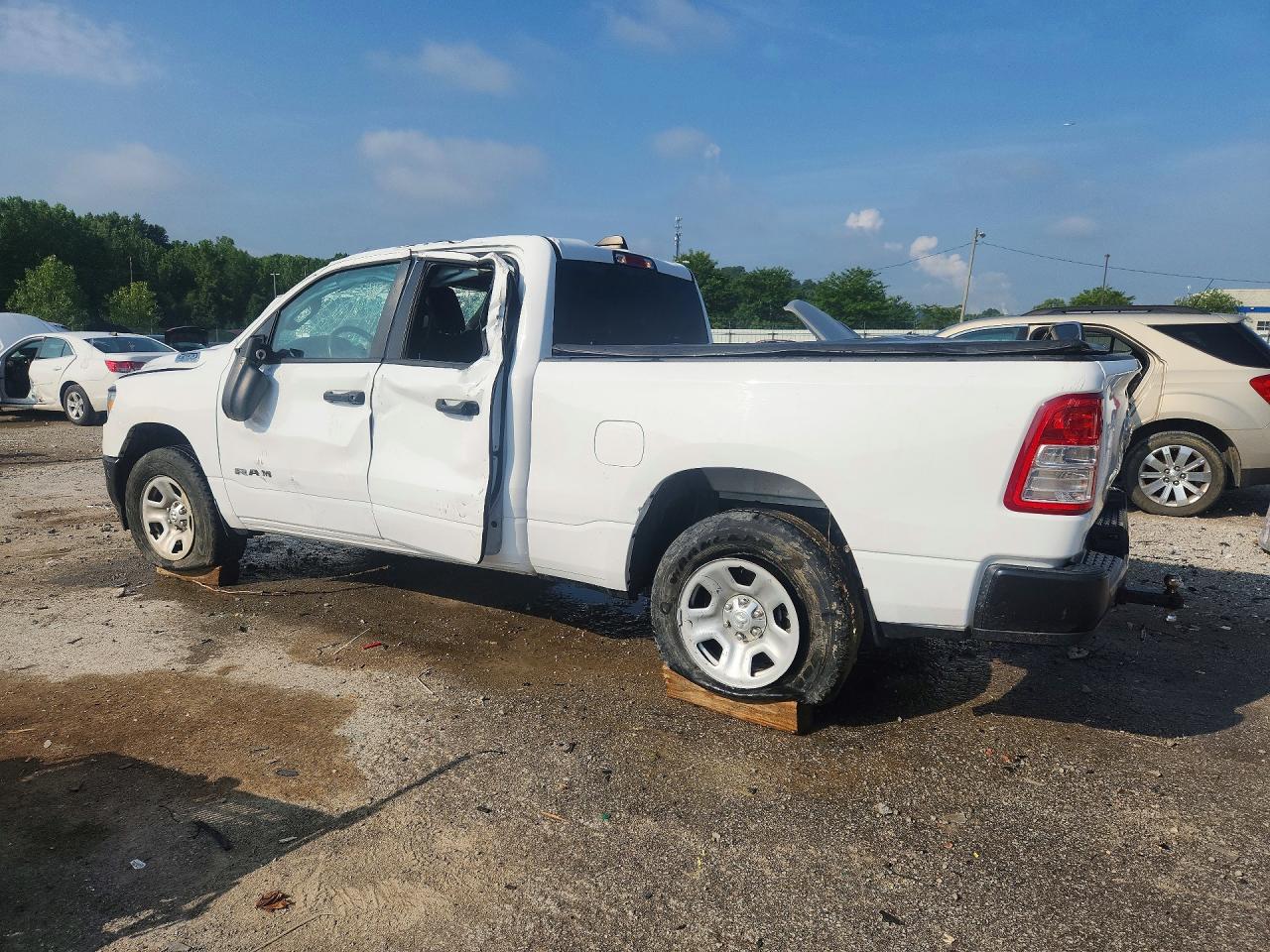 2022 RAM 1500 TRADESMAN — снимка 2