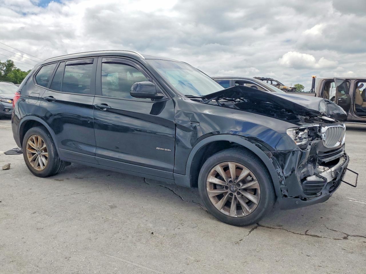 2017 BMW X3 SDRIVE28I — снимка 4