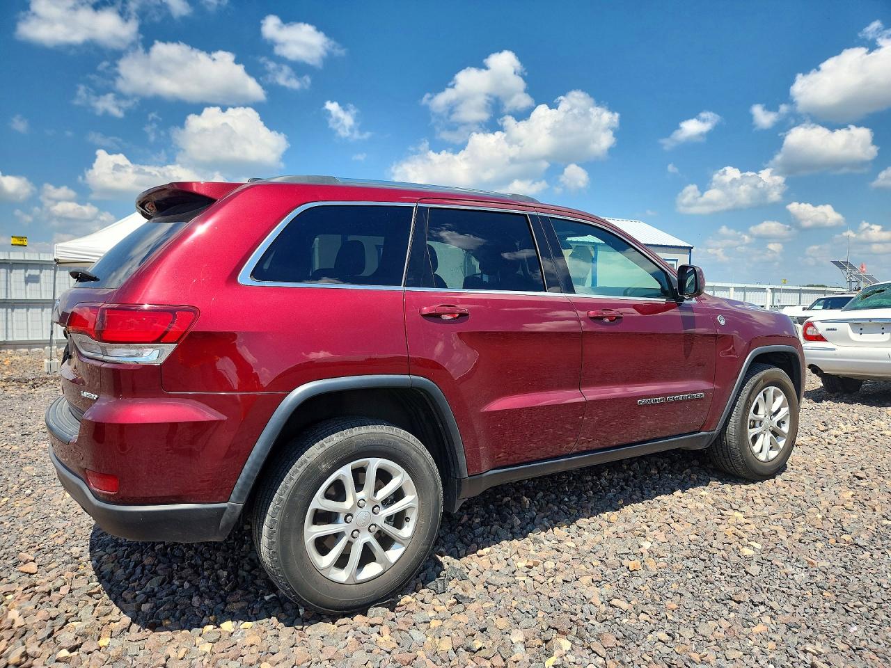 2021 JEEP GRAND CHEROKEE LAREDO — снимка 3