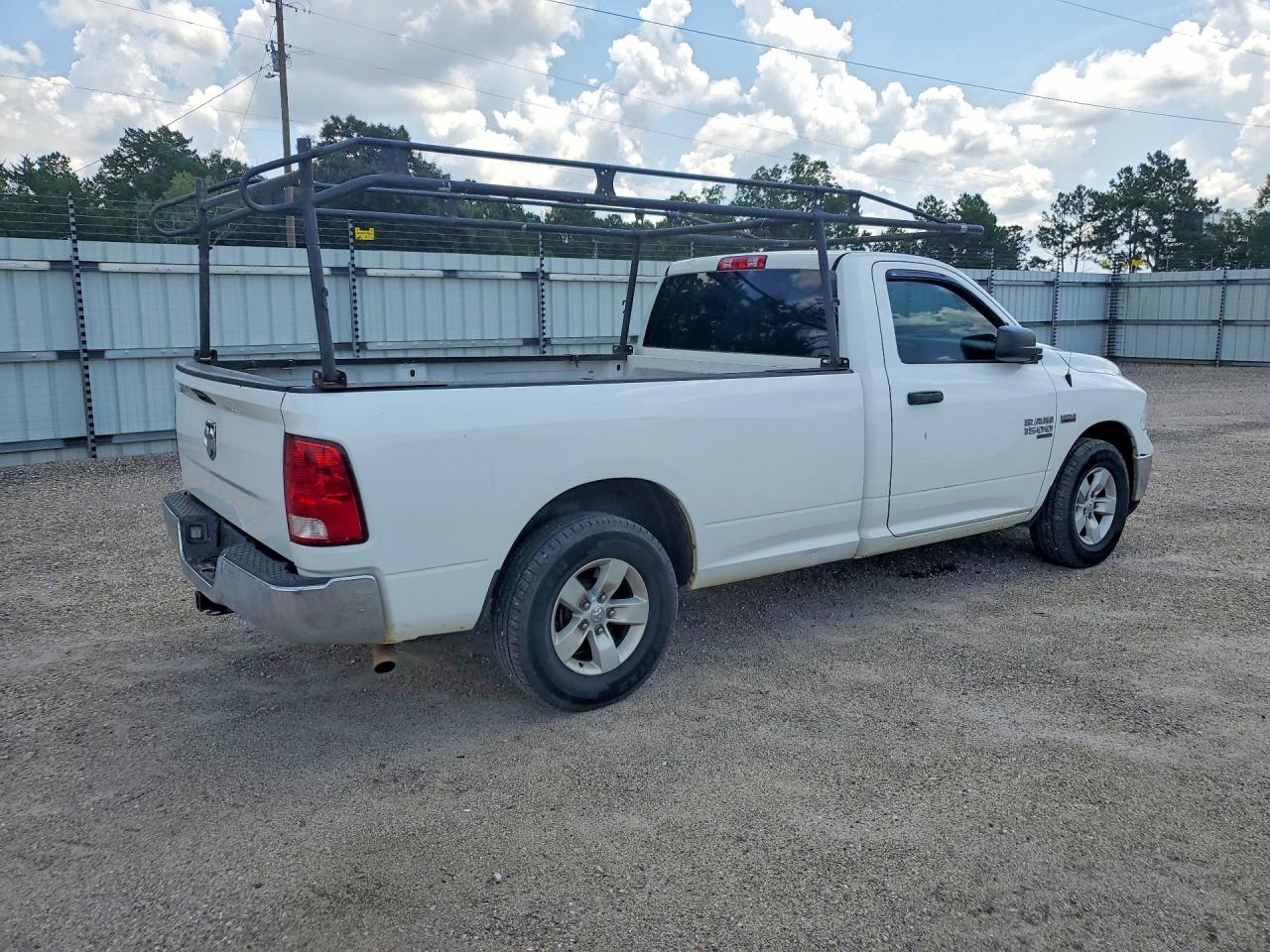 2019 RAM 1500 CLASSIC TRADESMAN — снимка 3