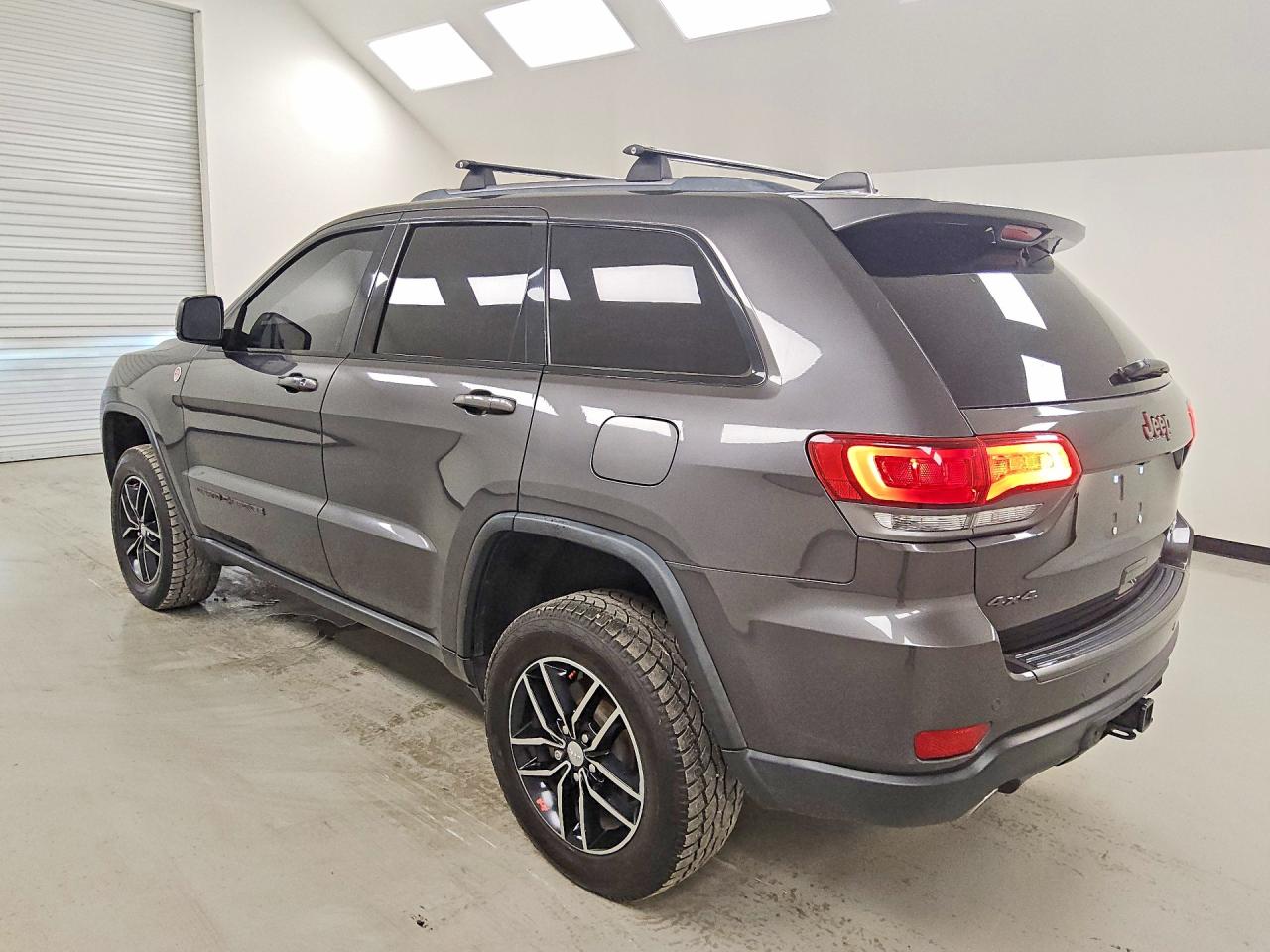 2017 JEEP GRAND CHEROKEE TRAILHAWK — снимка 2