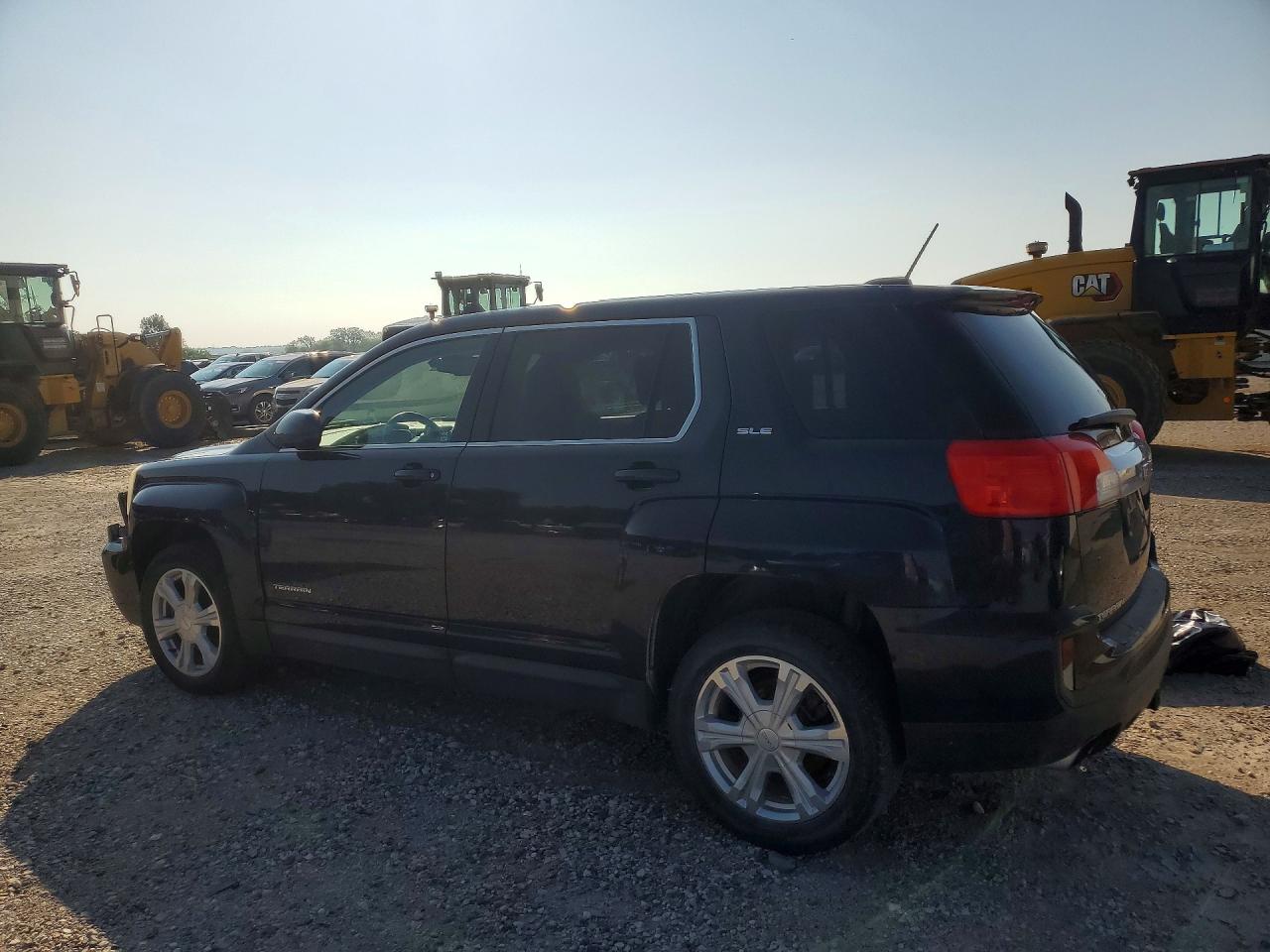 2017 GMC TERRAIN SLE — снимка 2