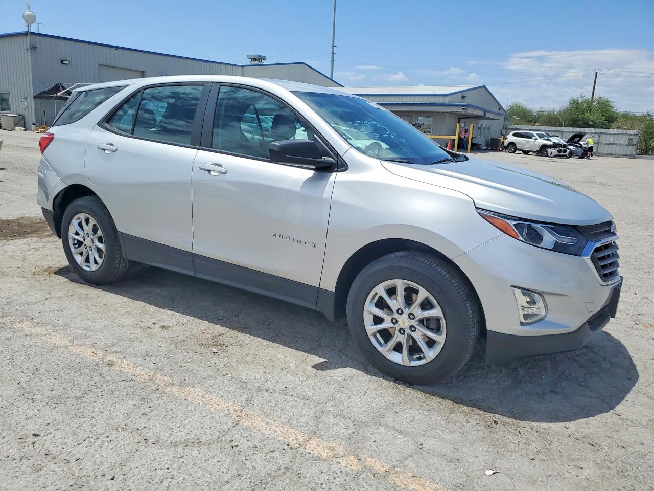 2020 CHEVROLET EQUINOX LS — снимка 4